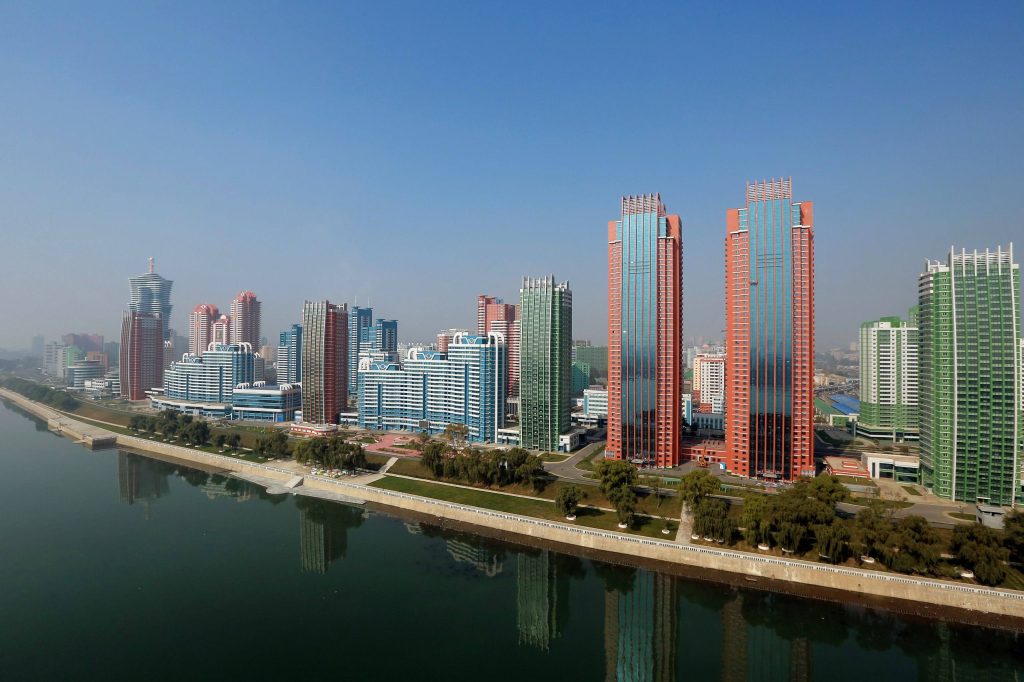 Северная Корея: полное погружение в страну утренней свежести